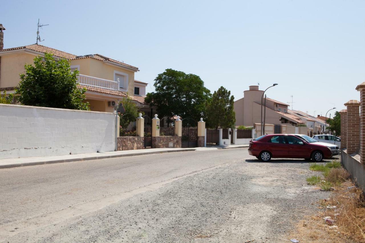 La Rosaleda De Orgaz Guest House Exterior photo